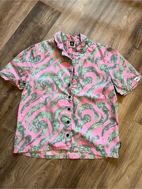 Picture Clothing womens medium shirt